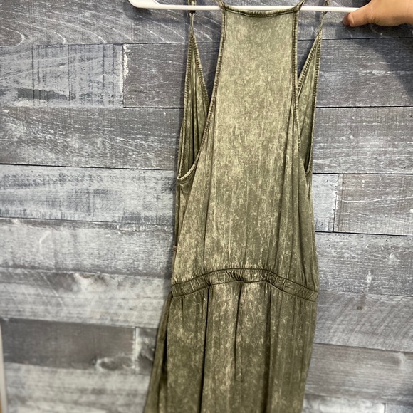 Romper! - Picture 2 of 2